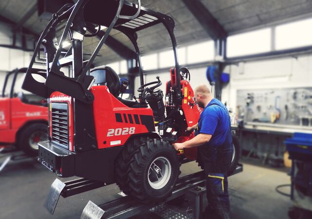 Sikkerhedseftersyn af læssemaskiner hos Anker Bjerre A/S