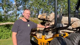 Illemann Skov & Have om Moheda m121 4WD Skovvogn forhandlet hos Anker Bjerre A/S