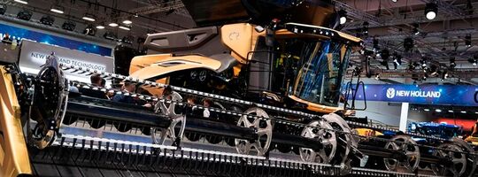 Se CR11 New Holland på Agromek 2024 i MCH | Anker Bjerre A/S