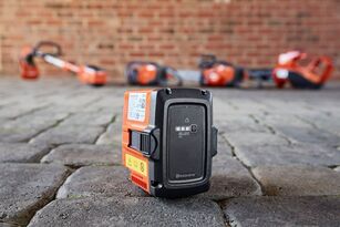 Husqvarna Batteriserie hos Anker Bjerre A/S