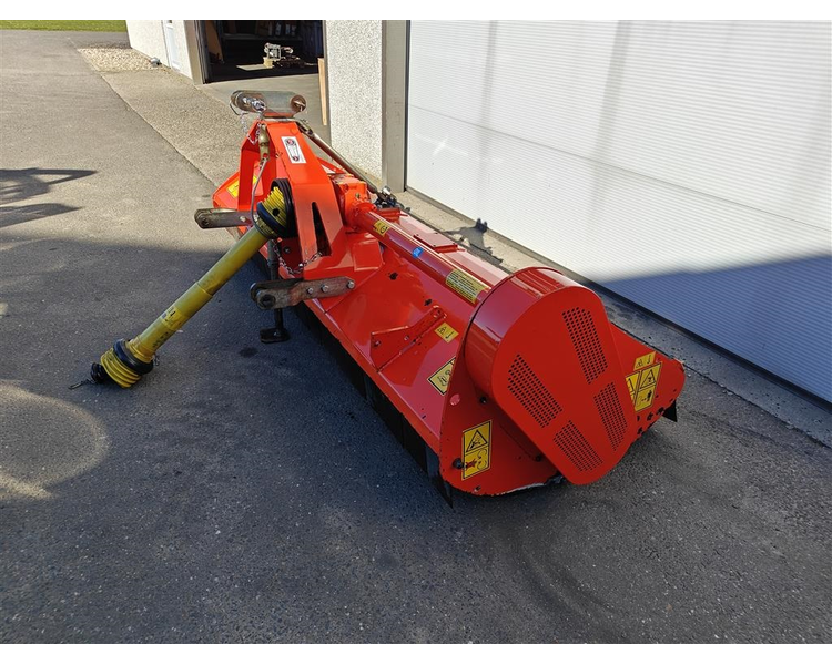 Kuhn BKE 250 KØRT GANSKE LIDT