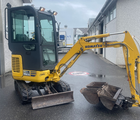 Komatsu PC16R-3HS Inkl. 2grave skovle og tilskovl.