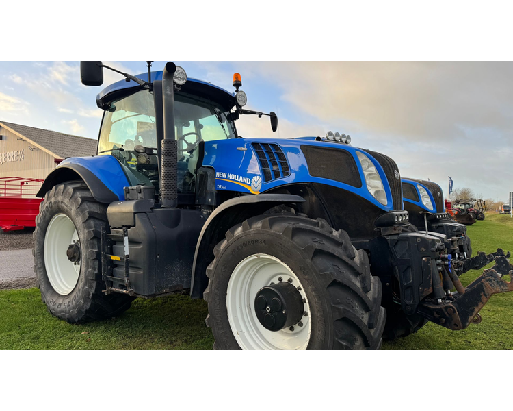 New Holland T8.390