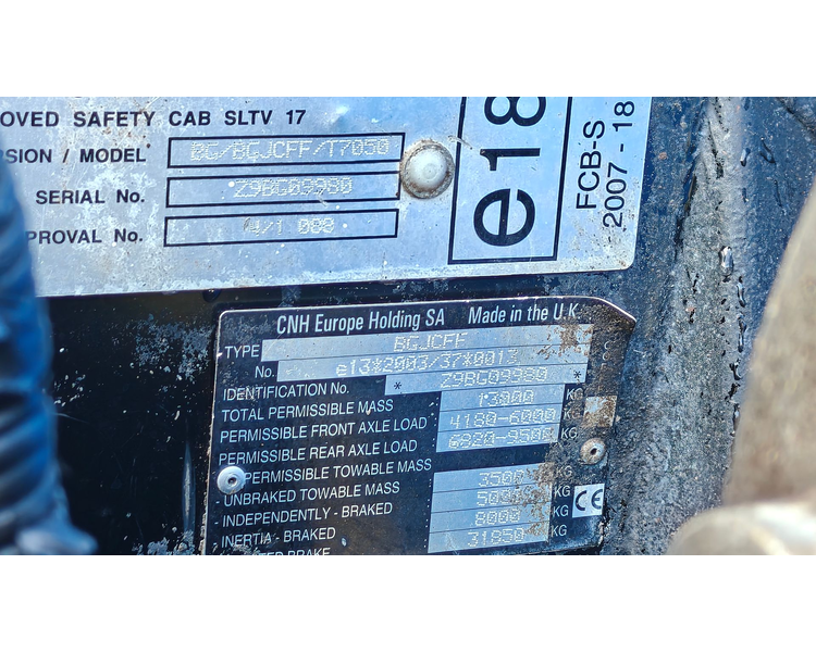 New Holland T7050 AUTO COMMAND