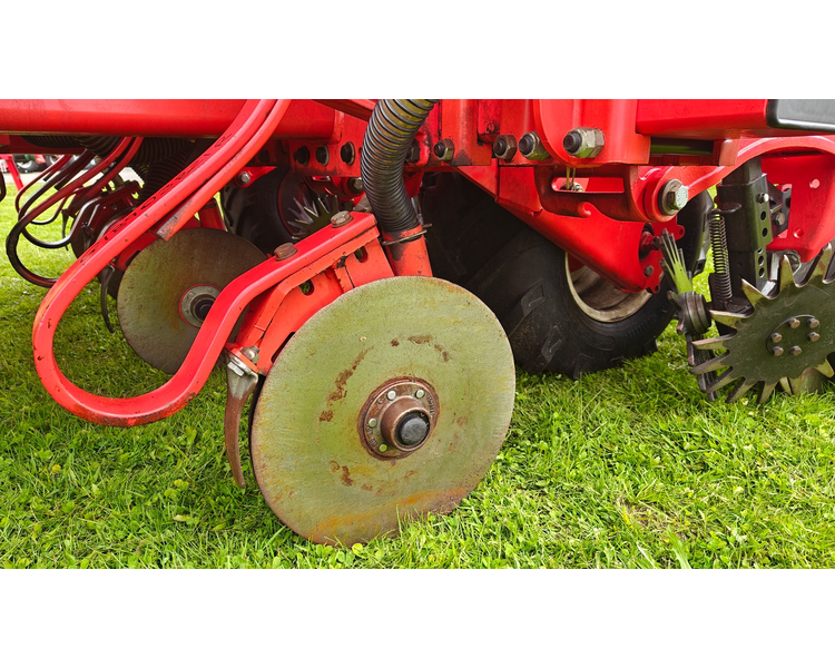 Maschio Gaspardo Mirka Isotronic 8