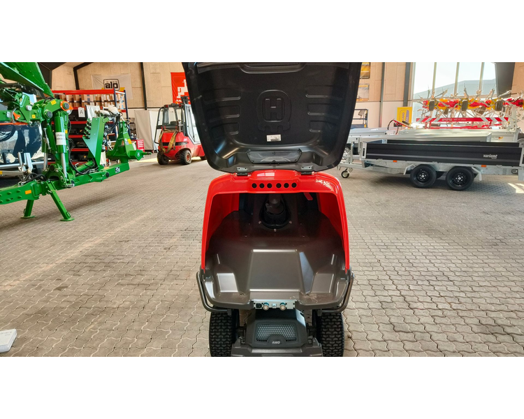 Husqvarna RC 320Ts AWD