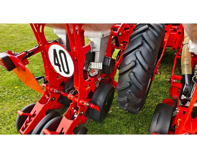 Maschio Gaspardo MANTA ISOTRONIC 12-75 XL inkl. fabriksny Maschio Gaspardo Fronttank