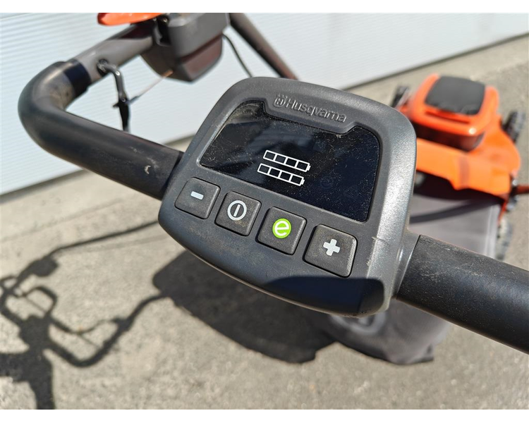 Husqvarna LC 353 VI Batteridrevet - ex. batterier