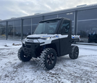 Polaris Ranger Kinetic EV T3B 60 km/t traktor. Inkl Lukket kabine med varme