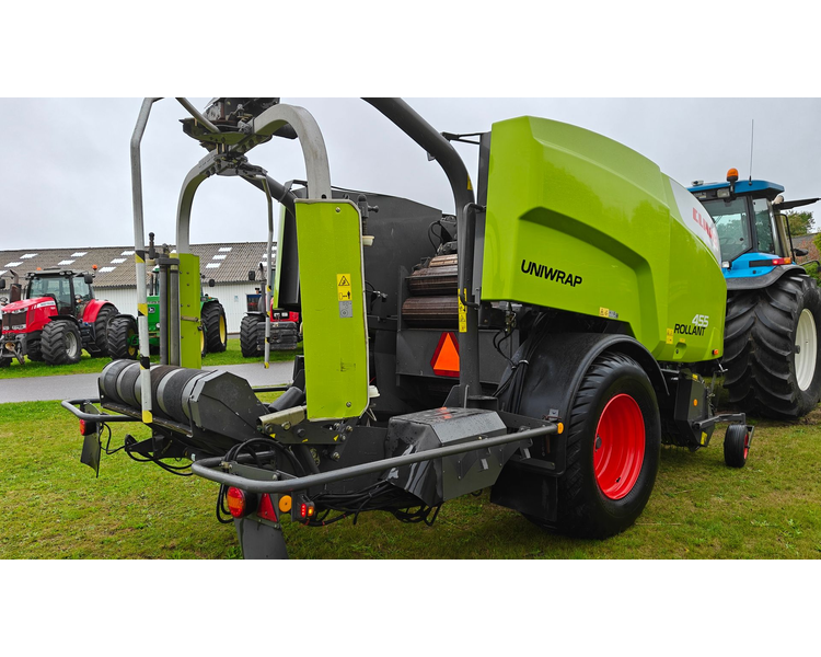 CLAAS Rollant 455 UNIWRAP