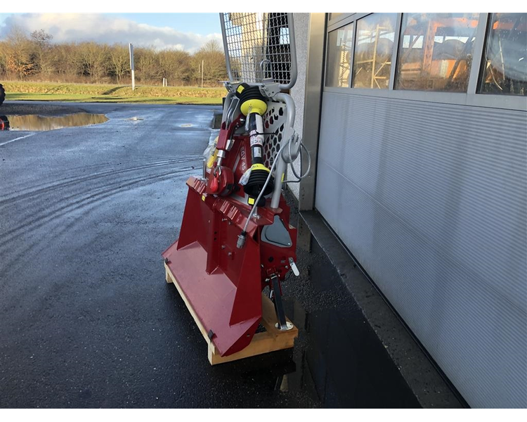 Tajfun 45AHK MED FJERNSYRING  RING TIL ANDERS PÅ 30559780