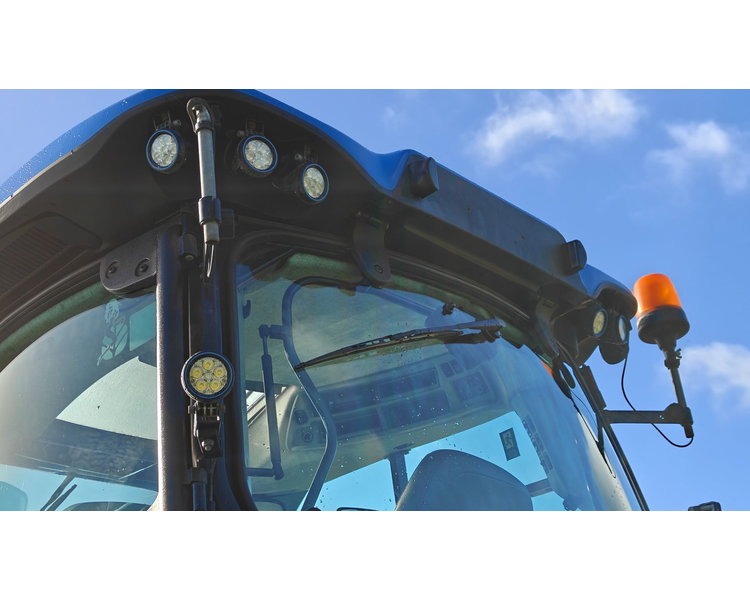 New Holland T7.260 med Quicke Q7M Frontlæsser