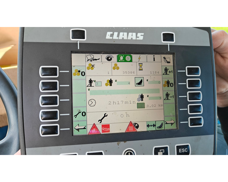 CLAAS Rollant 455 UNIWRAP