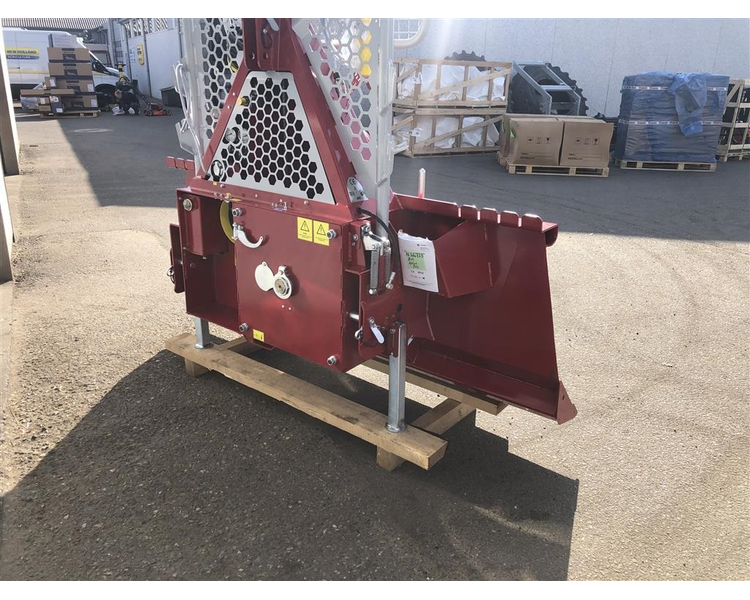 Tajfun EGV 105 AHK  (med bred fod 2,3m )