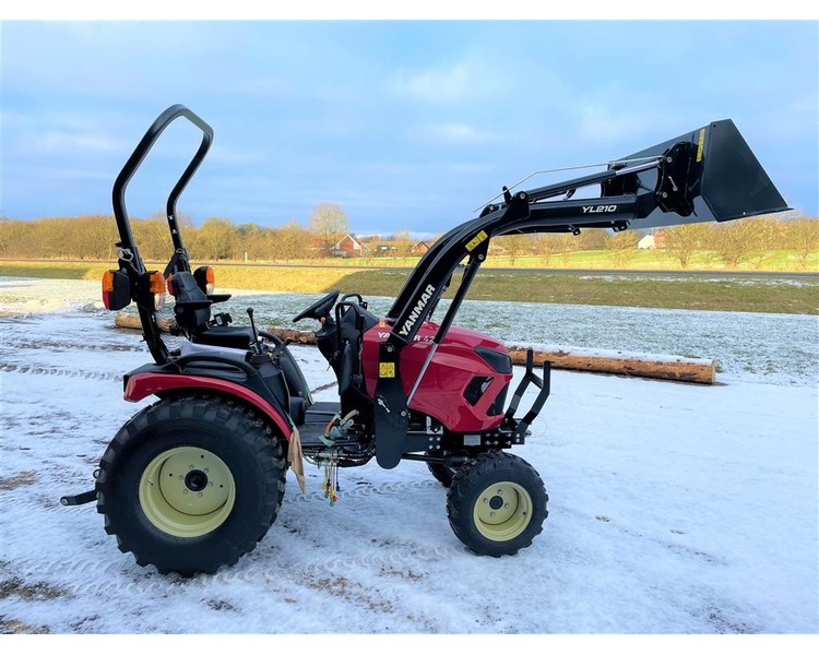 Yanmar SA 424 M/ frontæsser