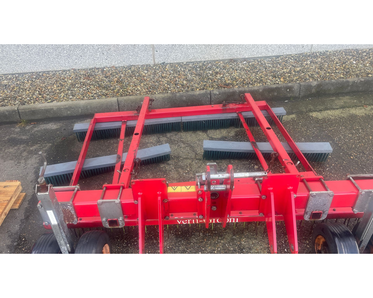 Verti-Groom Kunstgræs rive / børste  VC 2000