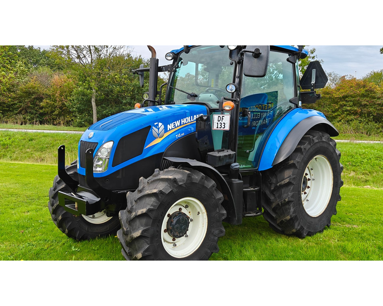 New Holland T4.95 Med frontlæsser