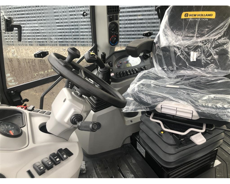 New Holland B115D PÅ LAGER TIL OMGÅENDE LEVERING