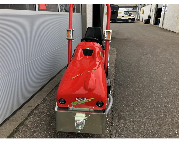 Fort Sirio 4x4 Udstillings maskine