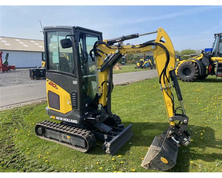 New Holland E20D City bom