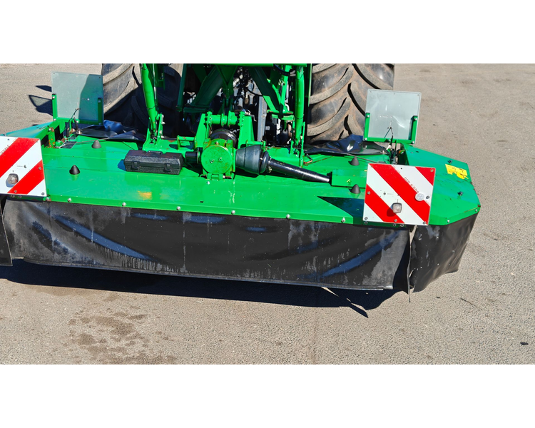 John Deere 131 frontskårlægger