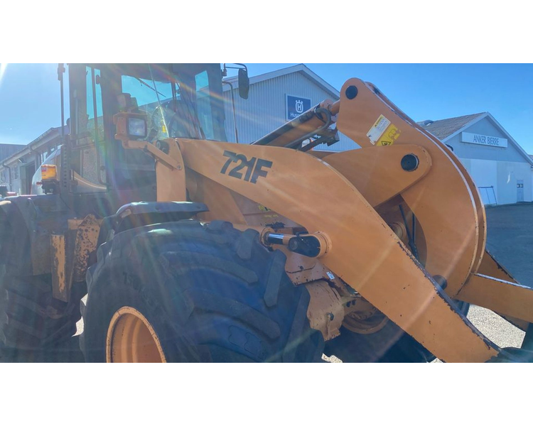 Case 721F
