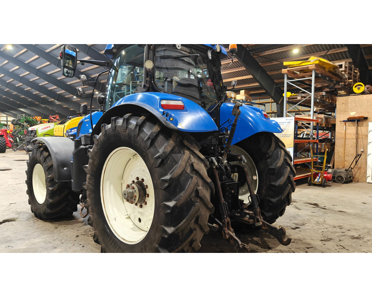New Holland T7.220 Auto Command