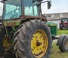 John Deere 4230