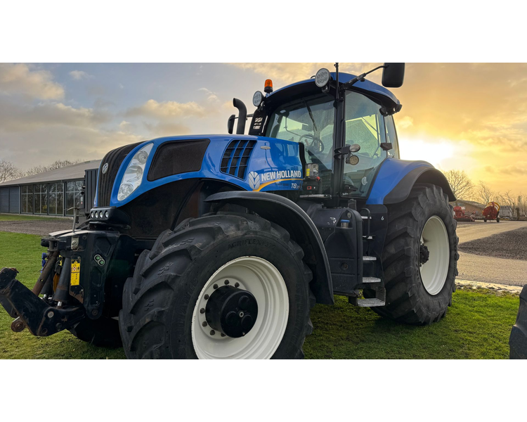 New Holland T8.390