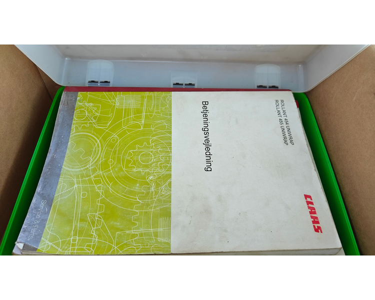 CLAAS Rollant 455 UNIWRAP