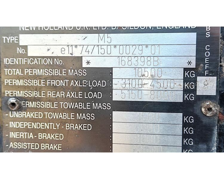 New Holland TM 165