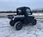 Polaris Ranger Kinetic EV T3B 60 km/t traktor. Inkl Lukket kabine med varme