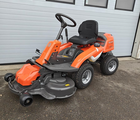 Husqvarna R 214T - 103cm klippebord OBS: inkl. 103cm klippebord