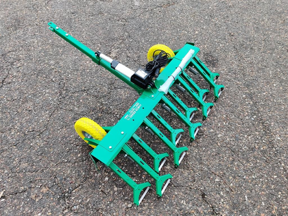 - - - U-Cutter bugseret skuffejern