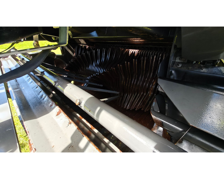 CLAAS Rollant 455 UNIWRAP