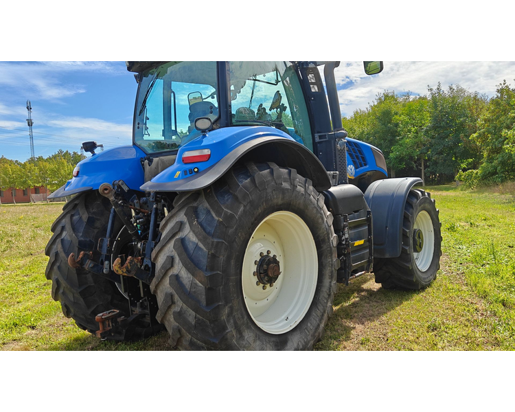 New Holland T8.390