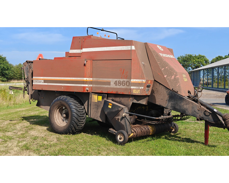 Hesston 4860