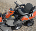 Husqvarna R 420TsX AWD Inkl. 122 cm klippebord / klippeaggregat