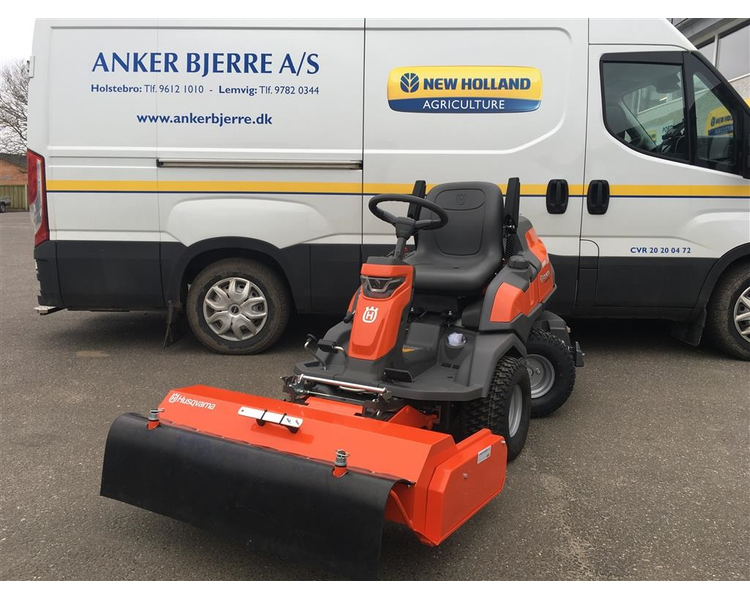 Husqvarna R 420TsX AWD inkl. slagleklipper & 122 cm klippebord