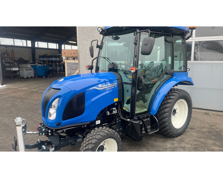 New Holland BOOMER 40 HST Inkl. Nesbo frontlift