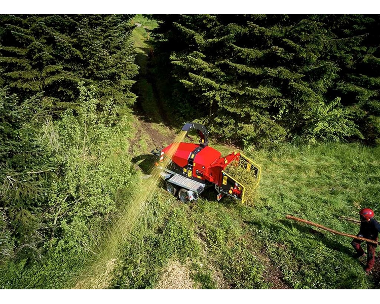 TP 215 MOBIL T m. TP Pilot+, Hatz m. DPF 59 hk, tandemtrailer og 270 graders drejekrans