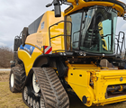 New Holland CR9.90