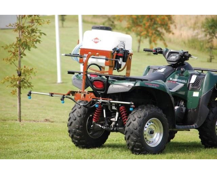 Kuhn Evolis Q50 med lanse og to meter bom