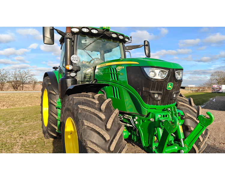 John Deere 6155R