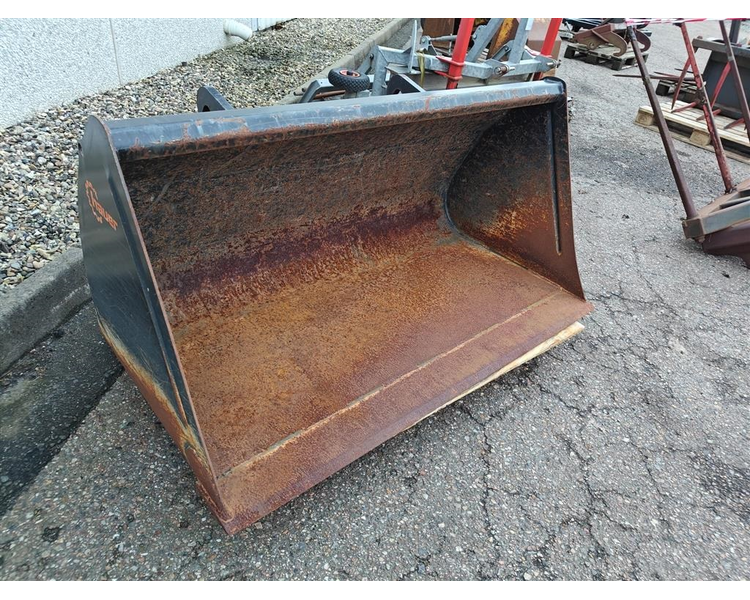 Schäffer Skovl 140 cm m. krogbeslag