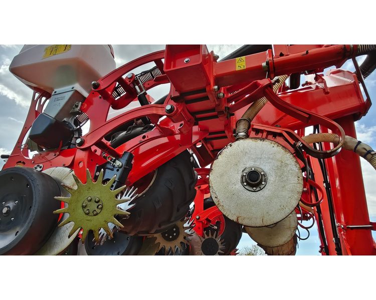 Maschio Gaspardo Mirka Isotronic 8