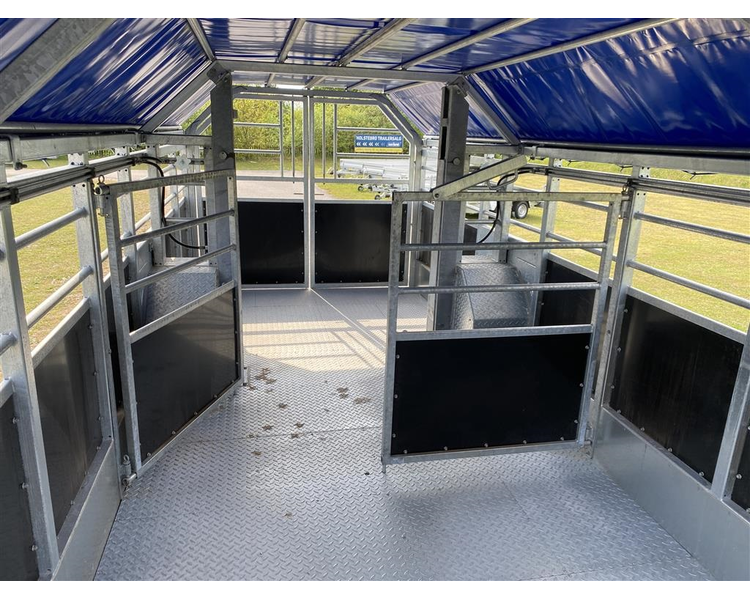 Jyfa 8 mtr. med hydr. Kreaturvogn