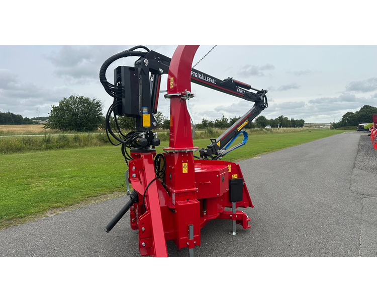 TP 270 PTO K med FTG 6,3m kran med fjernbetjent joystick.