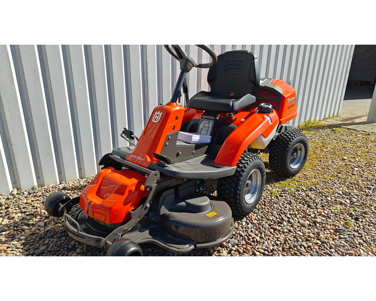 Husqvarna R 214TC