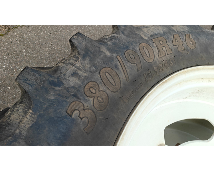 sprøjtehjul 380/90R46 - 270/95R36 XXX New Holland T7.170